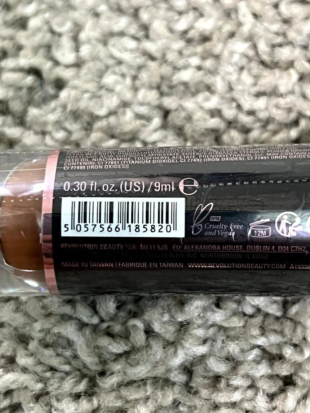 Makeup Revolution Conceal & Define Infinite Longwear Concealer XL C16 3 Pack